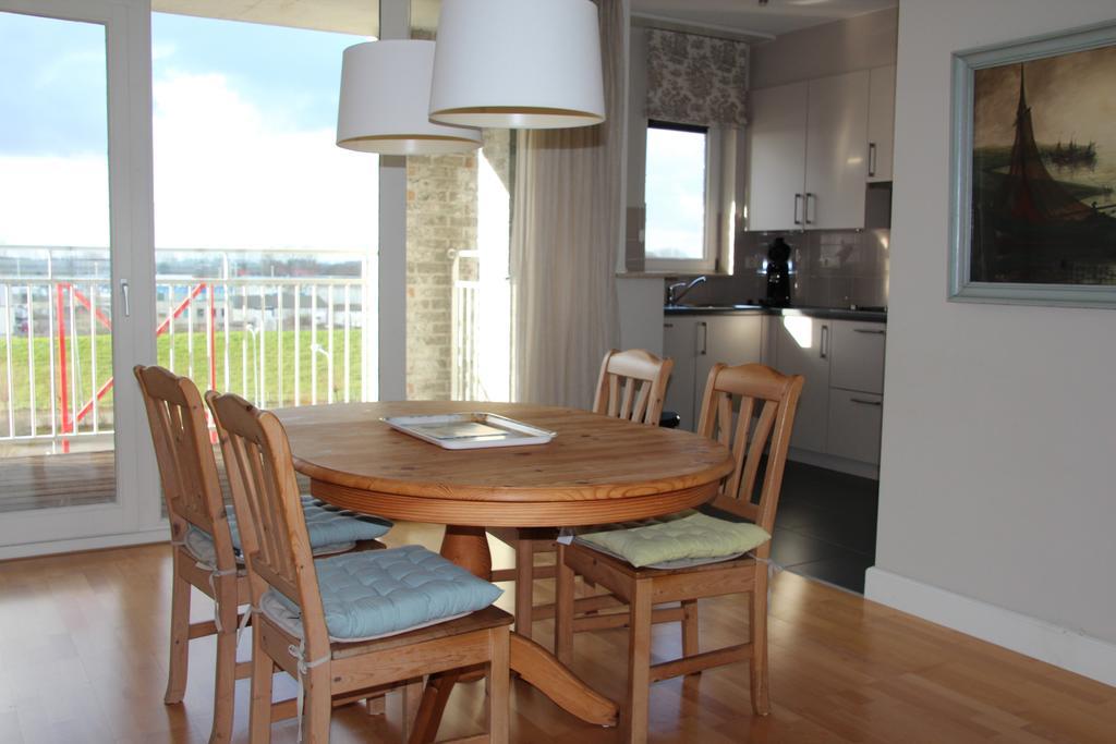 Port Scaldis Apartment Брескенс Екстериор снимка